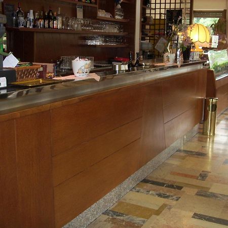 Albergo Ristorante Cima I Pra' Ponte nellʼAlpi Eksteriør billede